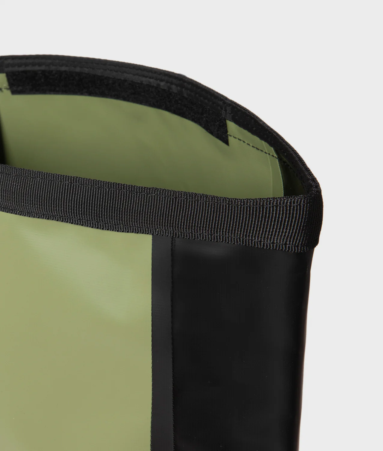 SHIELD BACKPACK - Image 6